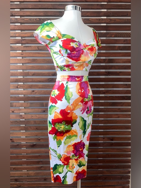 Stop Staring Dresses & Skirts - RARE Stop Staring 2 PC Pinup VLV White Floral Crop Top & High Waisted Skirt Set